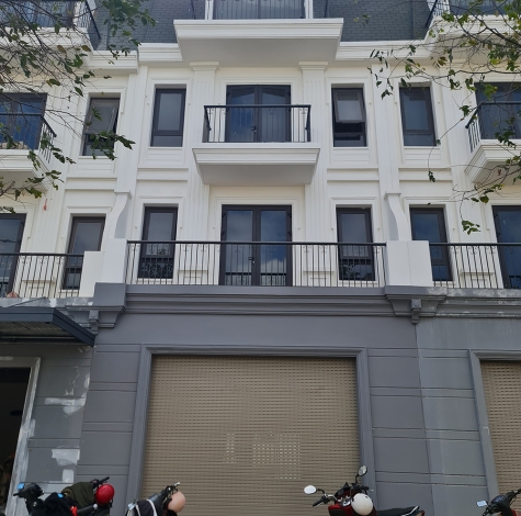 Cửa Cuốn BMT - Dự Án Cửa Cuốn BMT Tại Khu Đô Thị Eco City – Giải Pháp An Toàn, Hiện Đại Cho Nhà Phố