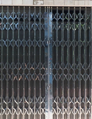 Cửa Kéo Inox 304 Có Lá